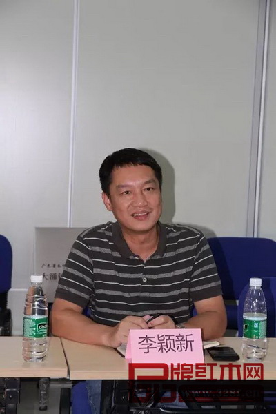 大涌鎮黨委委員李穎新 大涌鎮黨委委員李穎新