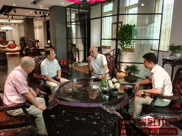 邵湘文董事長講述了泰和園私人定制的售前服務故事 邵湘文董事長講述了泰和園私人定制的售前服務故事