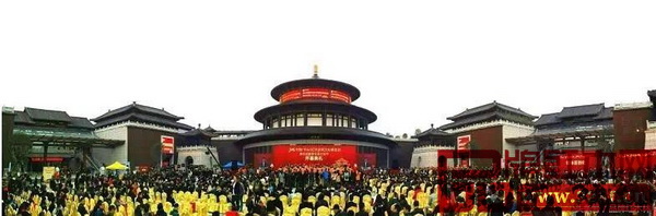 2016中山紅博會開幕現(xiàn)場，全國客商云集、人山人海
