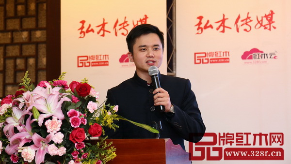 弘木傳媒CEO林偉華在總結(jié)發(fā)言提出了對(duì)弘木傳媒2017年的16字展望 弘木傳媒CEO林偉華在總結(jié)發(fā)言提出了對(duì)弘木傳媒2017年的16字展望