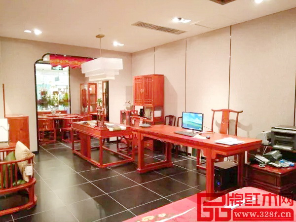 國(guó)壽·世外桃源福州專(zhuān)賣(mài)店以新明式為窗口 國(guó)壽·世外桃源福州專(zhuān)賣(mài)店以新明式為窗口