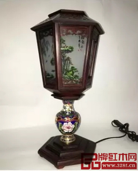廣式紅木宮燈