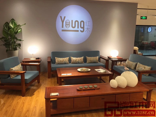 Young紅木為生活而設計紅木，以使用為本