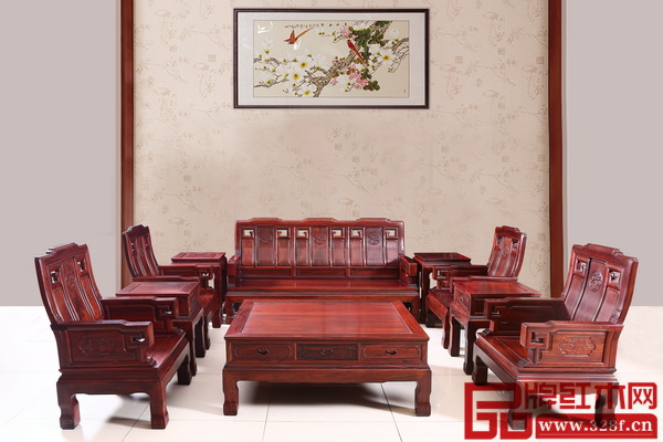  創輝紅木十分注重產品的“型材藝韻”，只為滿足客戶的品質家居需求