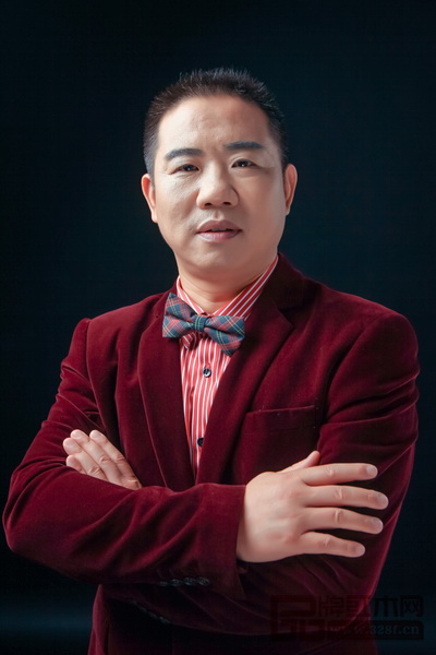 上海老周家居董事長周仲堅 上海老周家居董事長周仲堅