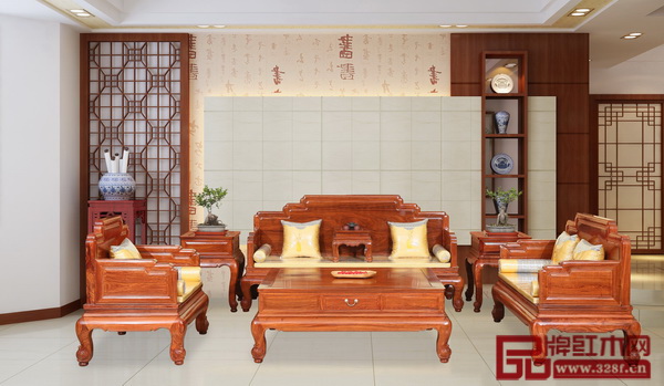 《中式寶座》