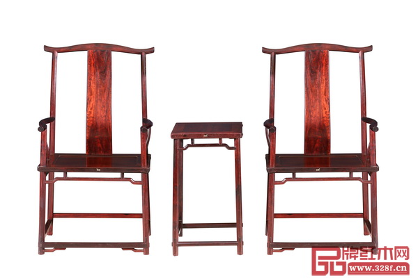 中國傳統工藝大師伍建波作品——《小葉紫檀·八角官帽椅》 中國傳統工藝大師伍建波作品——《小葉紫檀·八角官帽椅》