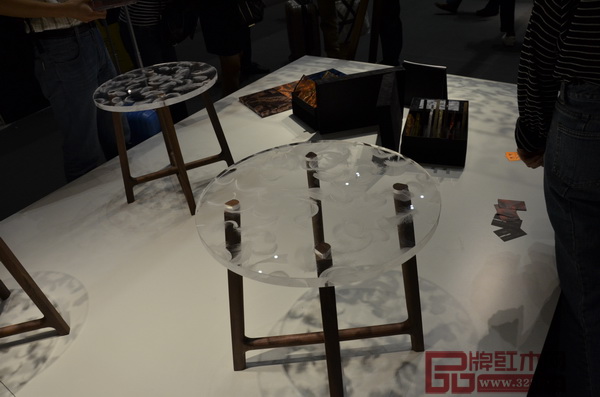 流光溢彩的家具、創意十足的展品,變成一段關于(:意思:)獨有的故事 流光溢彩的家具、創意十足的展品,變成一段關于(:意思:)獨有的故事