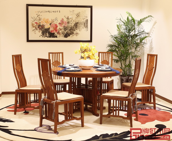中信紅木旗下品牌“長(zhǎng)信世家”產(chǎn)品 中信紅木旗下品牌“長(zhǎng)信世家”產(chǎn)品