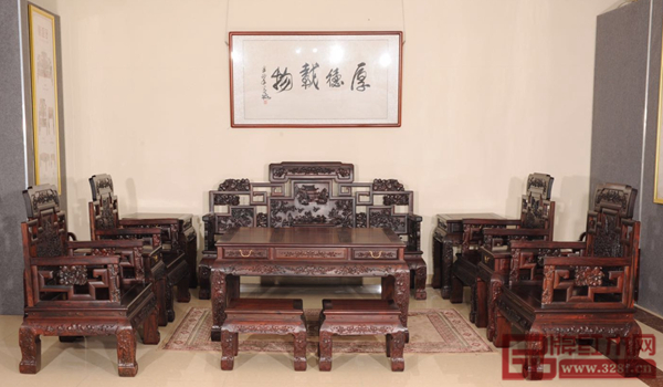 雅安地震籌款義拍品老撾大紅酸枝《如意沙發》 雅安地震籌款義拍品老撾大紅酸枝《如意沙發》