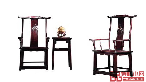 中國傳統工藝大師李愛金作品《扇形南官帽椅》 中國傳統工藝大師李愛金作品《扇形南官帽椅》