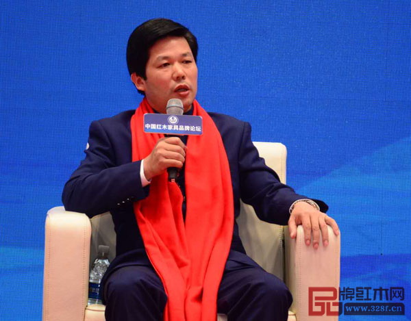東成紅木董事長(zhǎng)張錫復(fù)就《中國(guó)制造2025》戰(zhàn)略下紅木家具品牌如何弘揚(yáng)“大國(guó)工匠精神”暢談自己的看法 東成紅木董事長(zhǎng)張錫復(fù)就《中國(guó)制造2025》戰(zhàn)略下紅木家具品牌如何弘揚(yáng)“大國(guó)工匠精神”暢談自己的看法