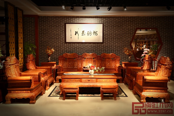 廣工坊紅木家具作品——《大奔沙發》 