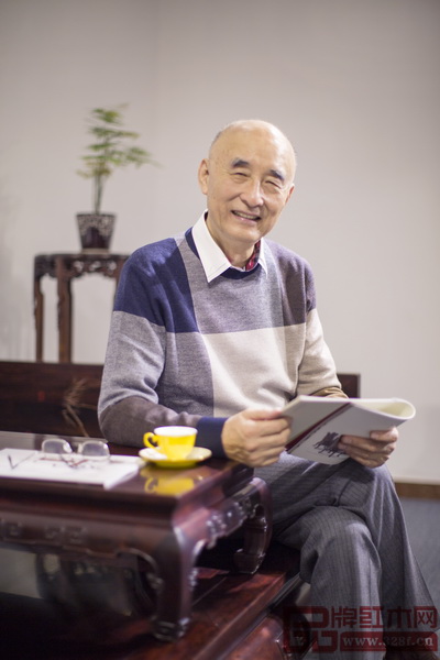 中國傳統(tǒng)工藝大師、深圳泰和園董事長邵湘文 中國傳統(tǒng)工藝大師、深圳泰和園董事長邵湘文