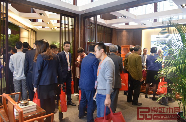 中山紅博會期間，東成·文宋展館人氣火爆