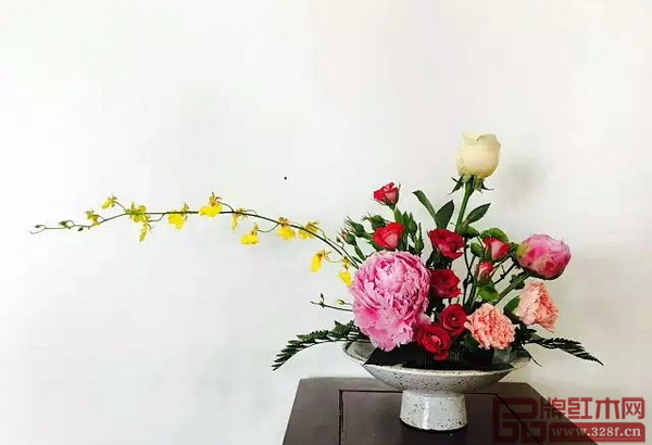 永華紅木 “匠藝傳承 品味藝術”魯班鎖拼裝大賽&中式插花DIY活動 永華紅木 “匠藝傳承 品味藝術”魯班鎖拼裝大賽&中式插花DIY活動