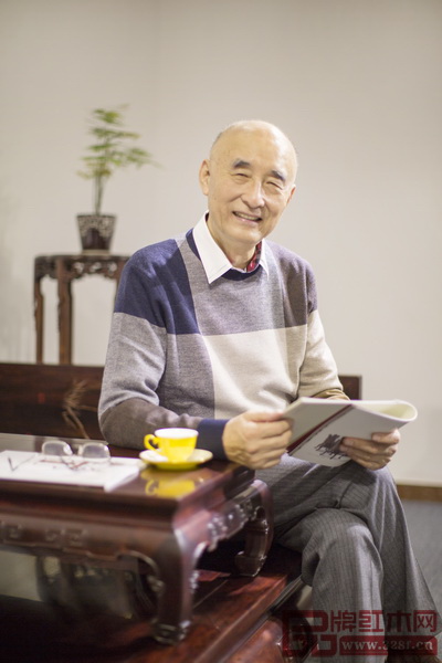 中國傳統工藝大師、泰和園董事長邵湘文 中國傳統工藝大師、泰和園董事長邵湘文