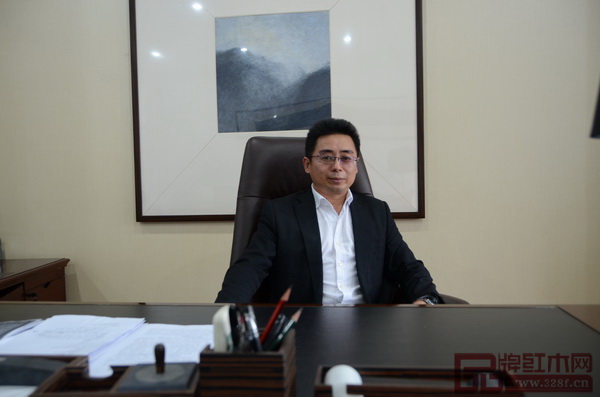 東陽中國木雕城總經理、浙商建業商管總裁、星緯資本總裁助理沈斌