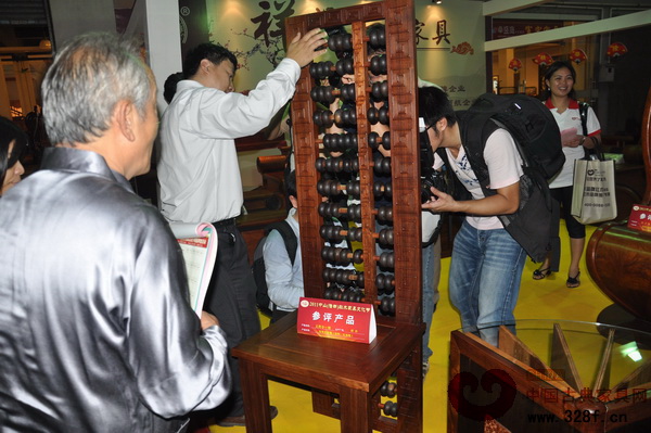 精品獎“義利合一椅”