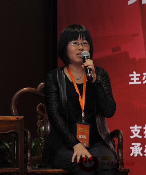 南京林業(yè)大學(xué)教授、博士生導(dǎo)師張耀麗接受記者采訪
