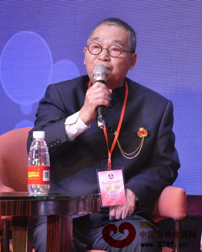 中南林業科技大學博士生導師、中國高等家具設計專業創始人胡景初出席本次論壇并發表觀點