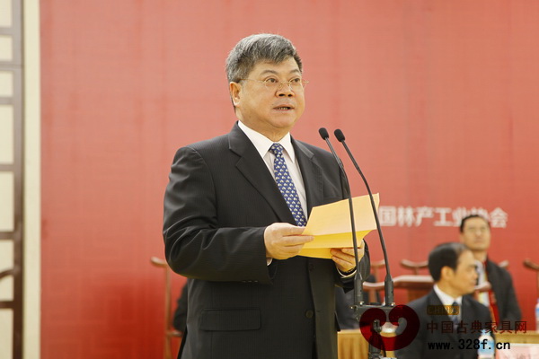 中山市人民政府副市長馮煜榮致辭