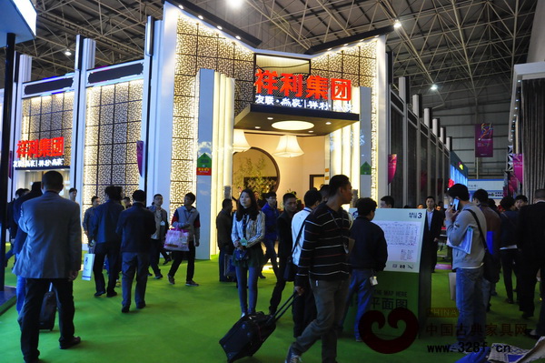 東莞名家具展3號館內人流爆棚