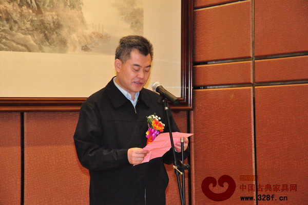 大涌鎮副鎮長周長甫在揭牌儀式上講話