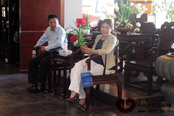 在事業和家庭上,方楊燕都是成功的女人