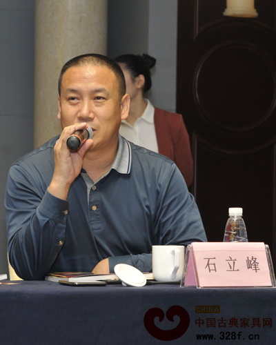 陜西紅木家具專委會會長、西安紅木雅居閣總裁石立峰
