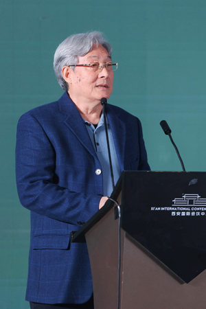 孫安民 ?全國人大法律委員會原副主任、全國政協原常委、全國工商聯原常務副主席、北京市人民政府原副市長、中華文化交流與合作促進會理事長、中國畫院院長