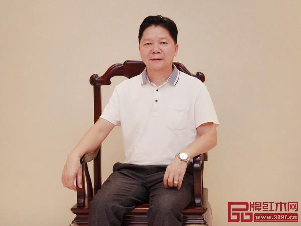 中山順泰軒·吉象門第董事長劉勝長