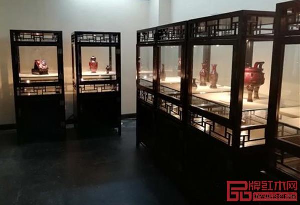 7月23日至8月23日,濰坊紅木嵌銀漆器在北京恭王府展出 7月23日至8月23日,濰坊紅木嵌銀漆器在北京恭王府展出