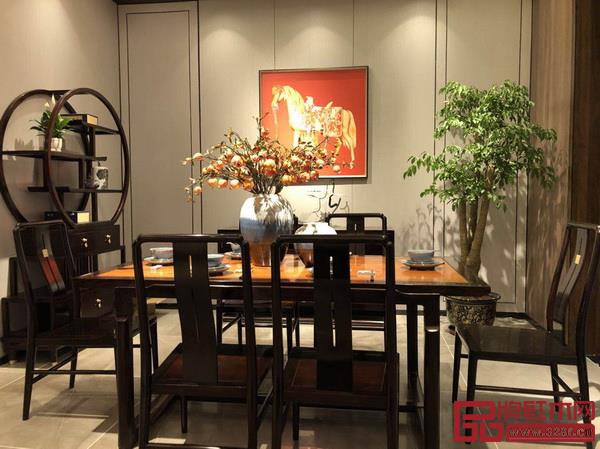 東成紅木·文宋旗艦店內景 東成紅木·文宋旗艦店內景