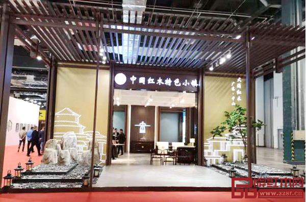大涌展區榮獲組委會頒發的“紅頂杯”最佳展位獎 大涌展區榮獲組委會頒發的“紅頂杯”最佳展位獎