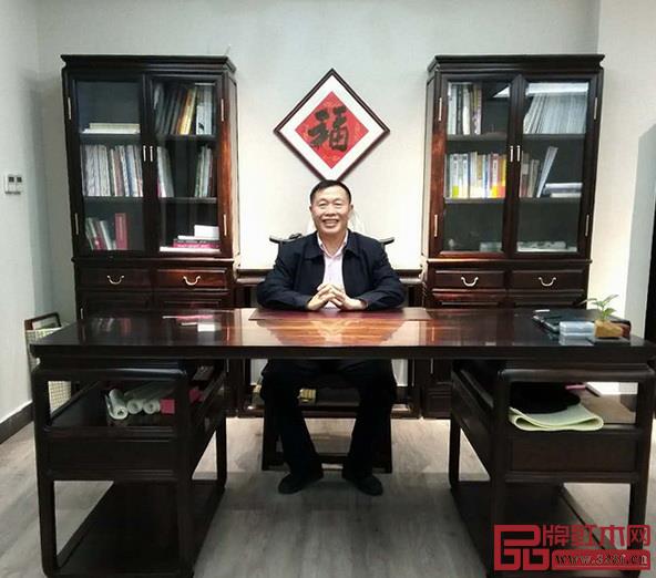 中國林業(yè)產(chǎn)業(yè)聯(lián)合會品牌建設分會理事長、中國品牌建設促進會專家委員會委員蔣周明 中國林業(yè)產(chǎn)業(yè)聯(lián)合會品牌建設分會理事長、中國品牌建設促進會專家委員會委員蔣周明