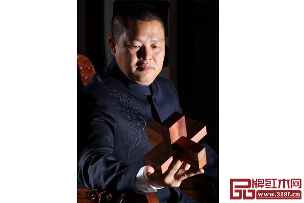 李茂先（中山匠王紅木董事長(zhǎng)）
