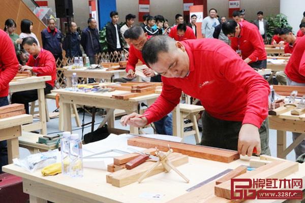 2018年中國技能大賽——全國家具制作職業技能競賽總決賽現場 2018年中國技能大賽——全國家具制作職業技能競賽總決賽現場