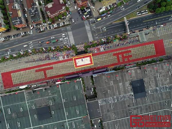 用“工匠精神生產品質家具”是花園紅木一直不改的初心 用“工匠精神生產品質家具”是花園紅木一直不改的初心