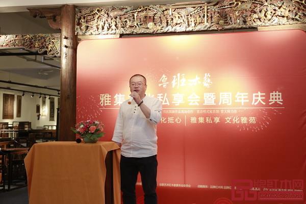 廣東省美術(shù)家協(xié)會理事、廣東省中國畫學(xué)會理事朱光榮做《文人畫與元明美學(xué)》主題分享 廣東省美術(shù)家協(xié)會理事、廣東省中國畫學(xué)會理事朱光榮做《文人畫與元明美學(xué)》主題分享