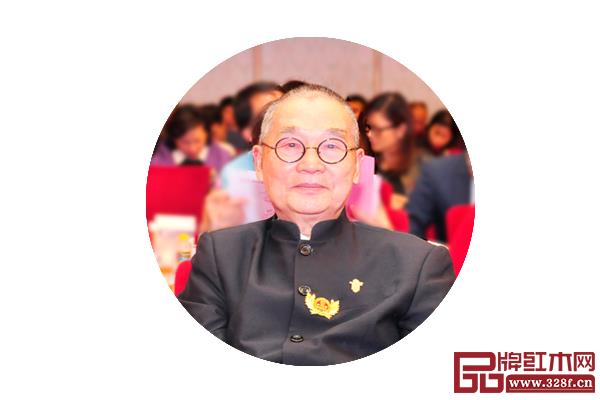 全聯(lián)藝術(shù)紅木家具專業(yè)委員會專家顧問、中國高等教育家具設(shè)計專業(yè)創(chuàng)始人胡景初 全聯(lián)藝術(shù)紅木家具專業(yè)委員會專家顧問、中國高等教育家具設(shè)計專業(yè)創(chuàng)始人胡景初