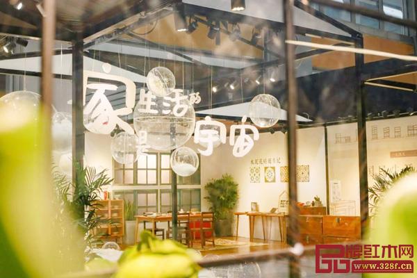 國民生活時光館以家為單位,展出1949-2019年間中國家居的變遷過程,傳達傳承經典的理念 國民生活時光館以家為單位,展出1949-2019年間中國家居的變遷過程,傳達傳承經典的理念