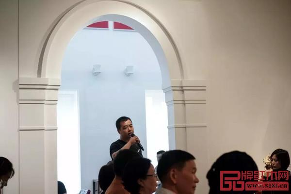 重量級觀眾互動:故宮博物院專家張志輝和嘉賓交流 重量級觀眾互動:故宮博物院專家張志輝和嘉賓交流