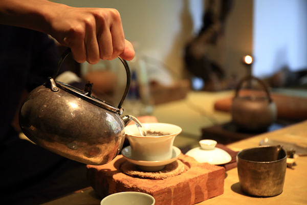 水雨軒新中式茶臺，南方人的商務桌