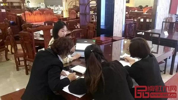 店員自主積極學習
