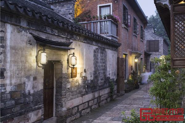 進行文物修復(fù)呈現(xiàn)原建筑本真的空間尺度與優(yōu)良的質(zhì)感基因 進行文物修復(fù)呈現(xiàn)原建筑本真的空間尺度與優(yōu)良的質(zhì)感基因