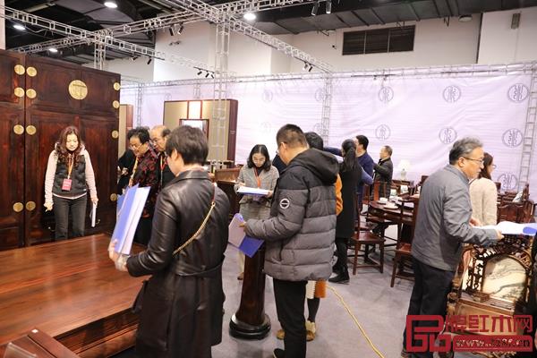 第五屆中國(guó)紅木家具精品博覽會(huì),雅典紅木引關(guān)注 第五屆中國(guó)紅木家具精品博覽會(huì),雅典紅木引關(guān)注