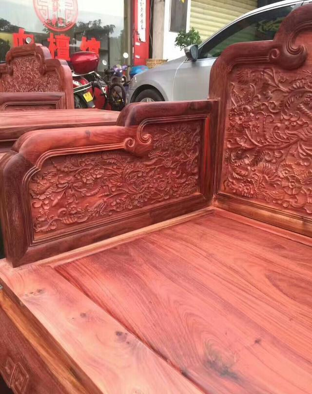 哪幾種木材是紅木，紅木選購技巧有哪些呢？
