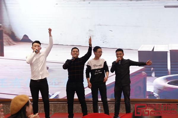 雅典紅木員工精心準(zhǔn)備的部分節(jié)目表演