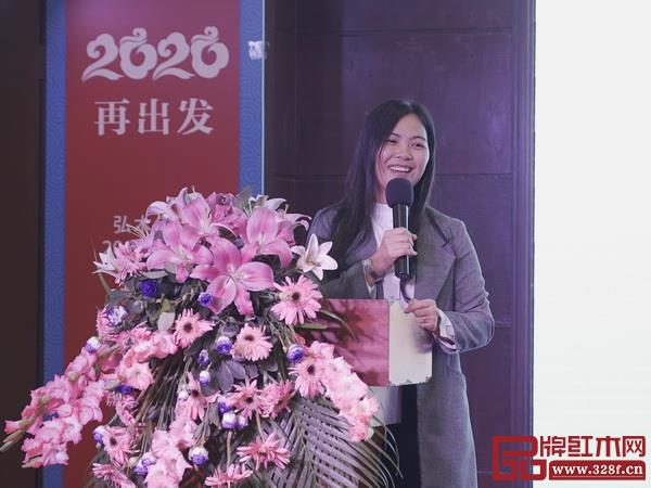 行政部總監(jiān)黃麗對(duì)2019年行政及財(cái)務(wù)情況進(jìn)行總結(jié) 行政部總監(jiān)黃麗對(duì)2019年行政及財(cái)務(wù)情況進(jìn)行總結(jié)